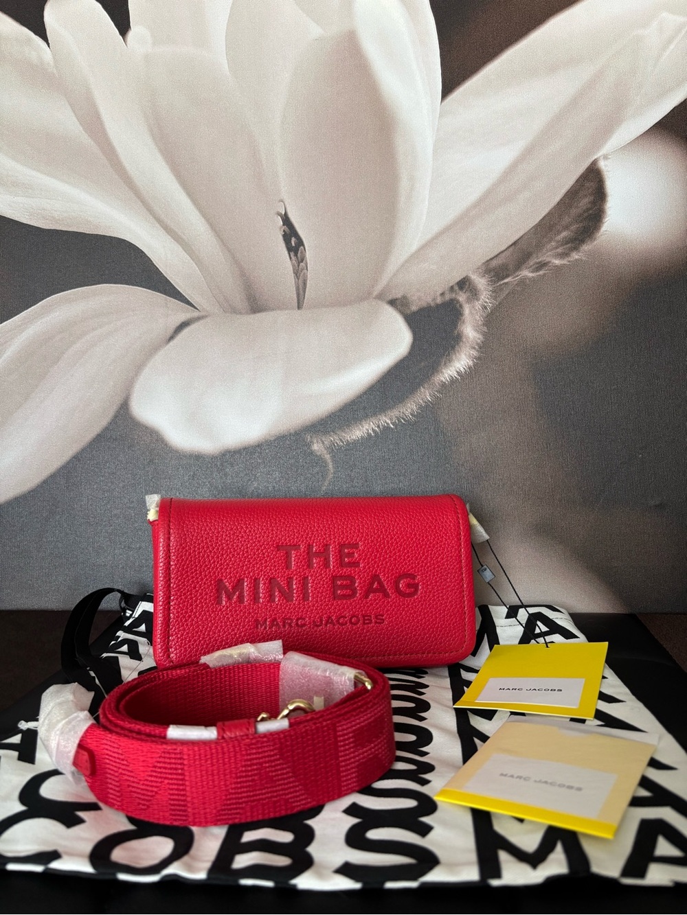 Marc Jacobs The Mini Bag in bright red
